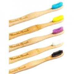 Bamboe tandenborstels, tandpasta, kokers Humble Brush