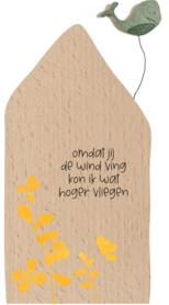 L001-171 houtenhuisje hoger vliegen